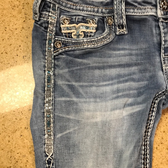 Rock Revival Jeans - Picture 5 of 6